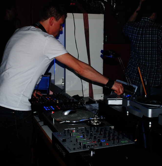 Elektronisch laut0411 (98)